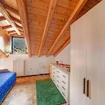 Mansarda Fra Monte E Апартаменты Esino Lario