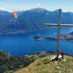 Mansarda Fra Monte E 에시노 라리오