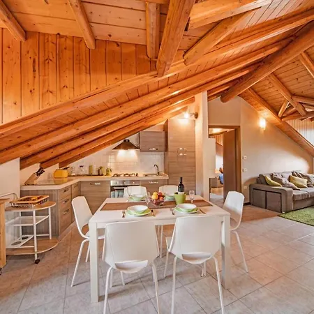 Apartamento Mansarda Fra Monte E *