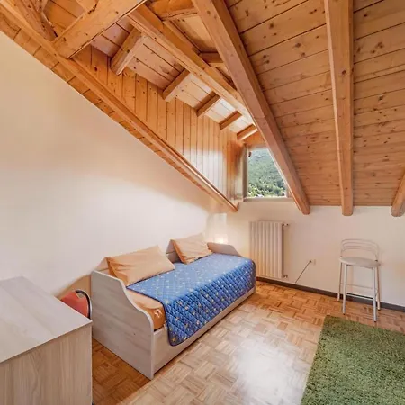 Apartmán Mansarda Fra Monte E *