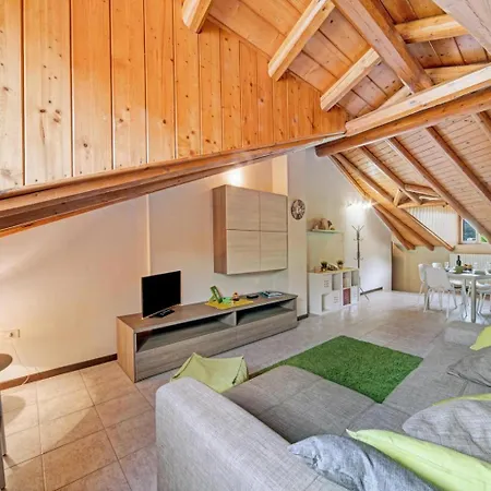 Apartamento Mansarda Fra Monte E *