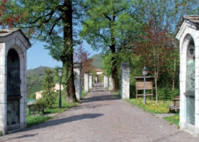 Apartmán Mansarda Fra Monte E